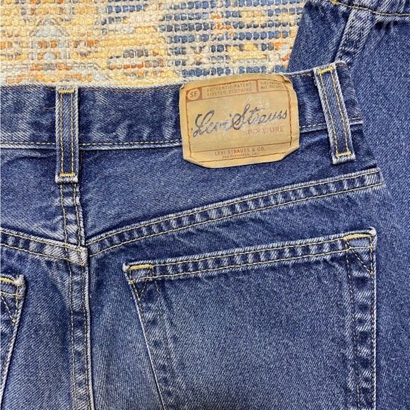 Vintage Medium Wash Levi’s High Rise Straight Leg 29x32 - Picture 3 of 11